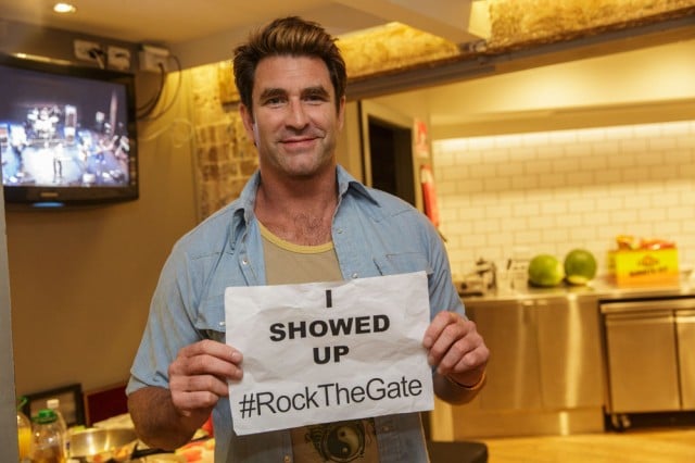 Pete Murray was very happy to support the Rock the Gate gig in Sydney. Photo Tree Faerie.