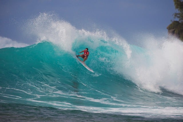 Tyler Wright surfing in the 2014 ASP Maui Pro