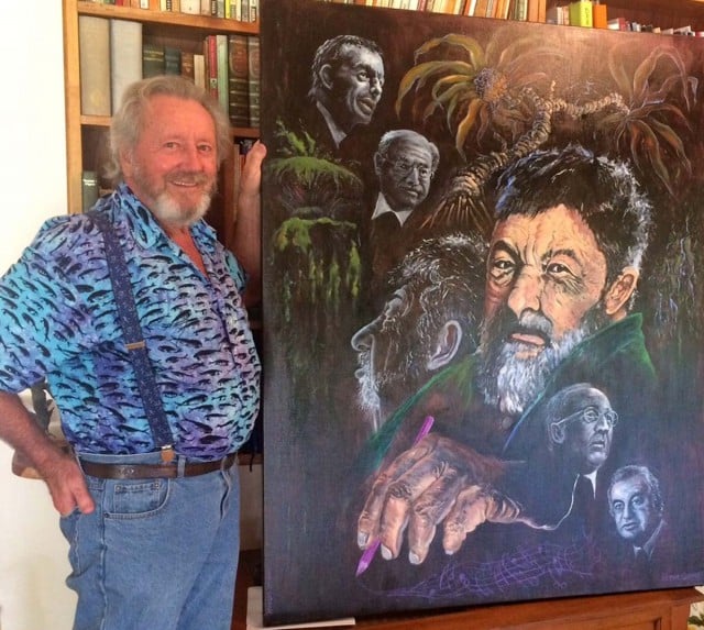 Tweed artist Victor Cusack with his Archibald Prize entry portrait of Mungo MacCallum.