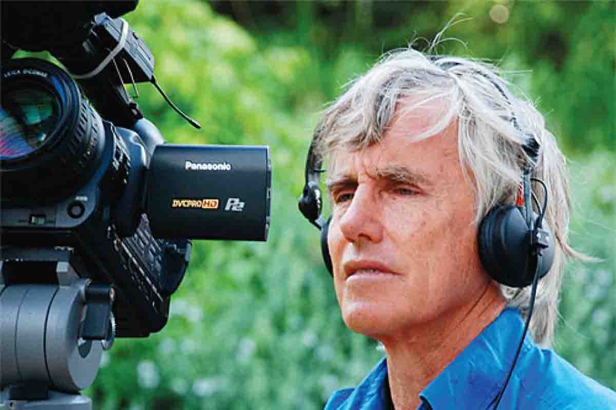 Councillors deny filmmaker entry to meeting