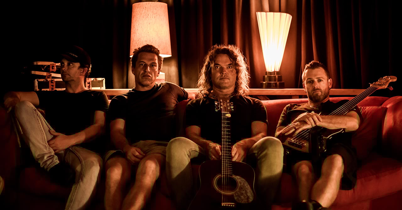 Say hello to Headlights and Goodbyes The Echo