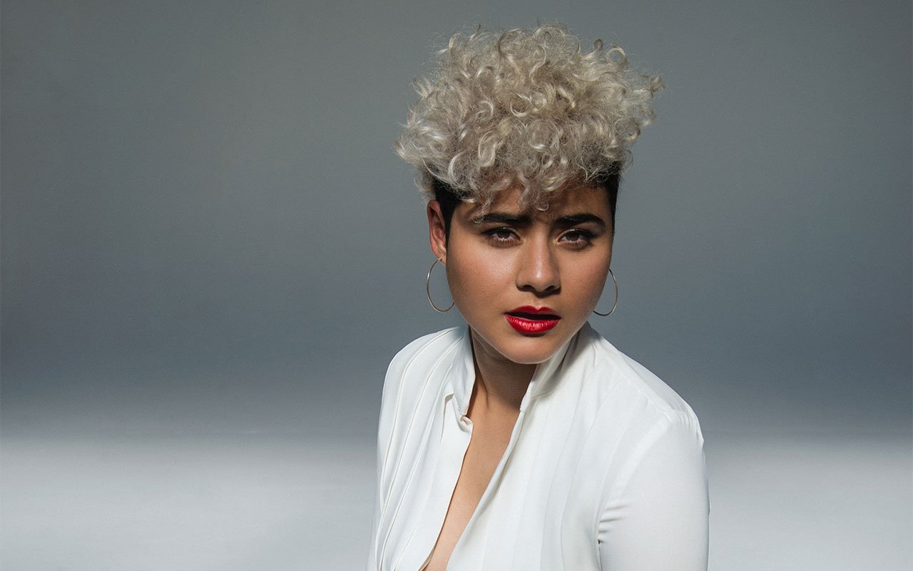 interview with montaigne echo interview with montaigne echo